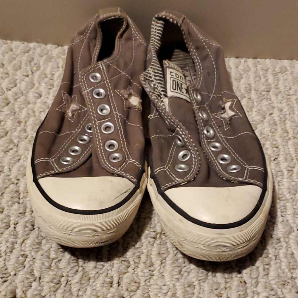 Converse - Picture 3 of 4